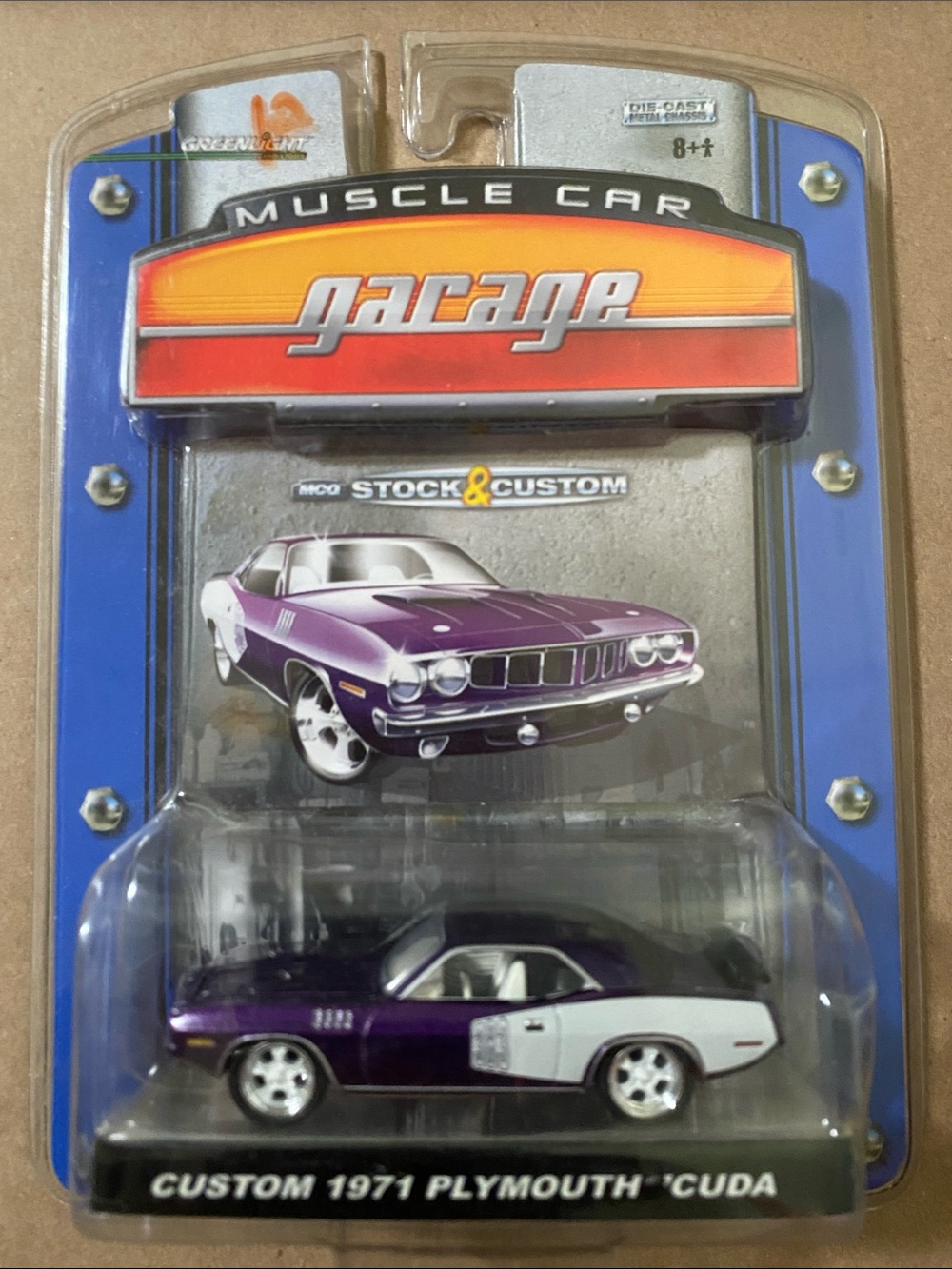 Muscle Car Garage 1971 Plymouth 'Cuda Die-Cast - Purple & White